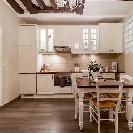 דירה Le Jardin Du Marais פריז